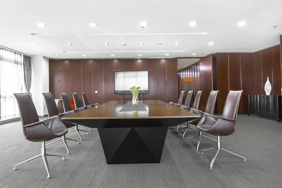 開放式辦公家具，讓您的辦公室充滿活力